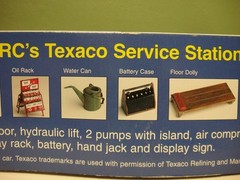 MRC – 1/24 – 1988 – Texaco Service Station From 60’s – #1501 – Open / Complete