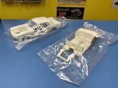 AMT/ ROUND 2 1965 MUSTANG 1/16 SCALE -50 YEARS OF MUSTANGS “NO INSTRUCTIONS”