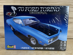Revell 1:25 Scale 1970 Ford Torino Cobra Plastic Model Kit #14534 New