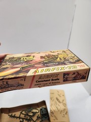VINTAGE BOXED AIRFIX-72 BREN CARRIER & SIX POUNDER ANTI TANK WEAPON Started Kit