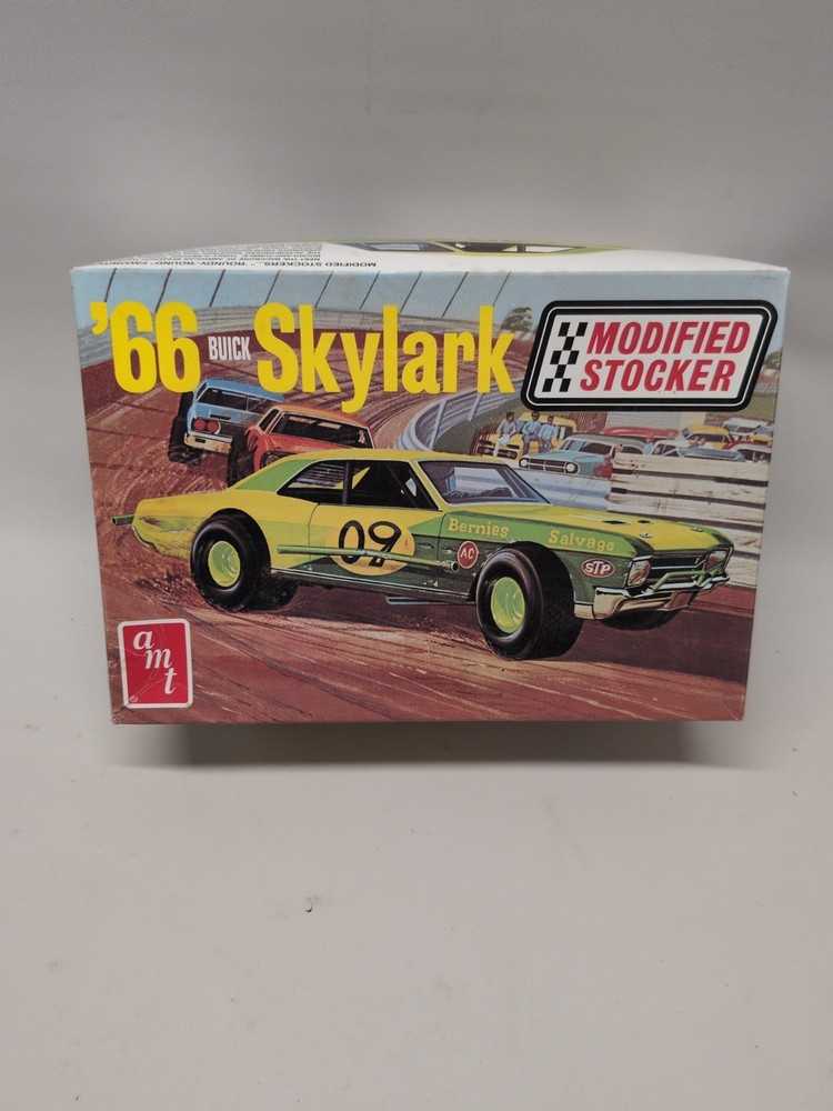 AMT 30147 – 66 Buick Skylark Modified Stocker New Open Box Sealed Parts
