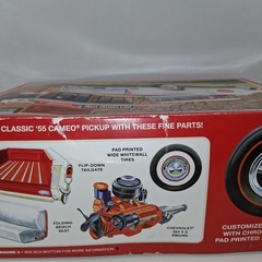 AMT 1955 Chevy Cameo Coca-Cola Pickup Model Kit w/Die Cast Coke Vending Machine