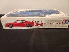 Tamiya Nissan Skyline GT-R V-Spec R34 1/24 Model Kit, Open Box, Sealed Bags