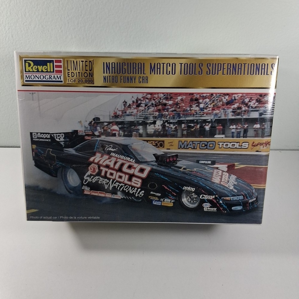 1:25 REVELL MODEL KIT DODGE MATCO TOOLS SUPERSNATIONALS FUNNY SEALED SKILL-3 UTM