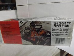 Lindberg Color Me Gone 1964 Dodge 330 Super Stock 1/25 Scale