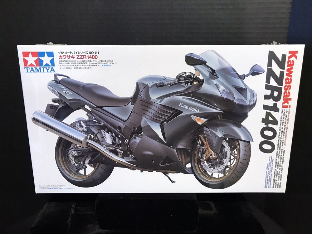 TAMIYA 14111 KAWASAKI ZZR1400 MOTORCYCLE MODEL KIT-NIB-1/12 SCALE