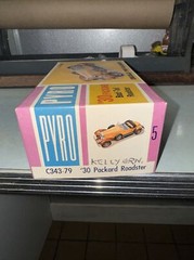 New 1968 Vintage PYRO 1930 Packard Boat-Tail Roadster 1:32 Plastic Model Kit