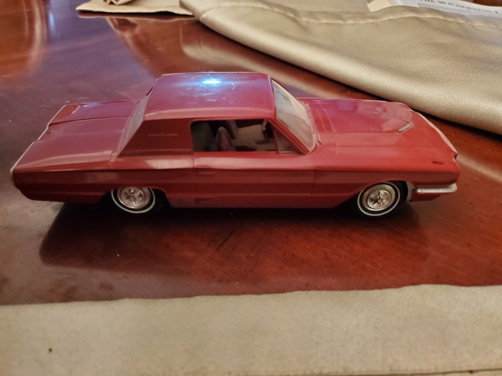 1966 Ford Thunderbird Plastic Promo Model 1:25 Scale Maroon