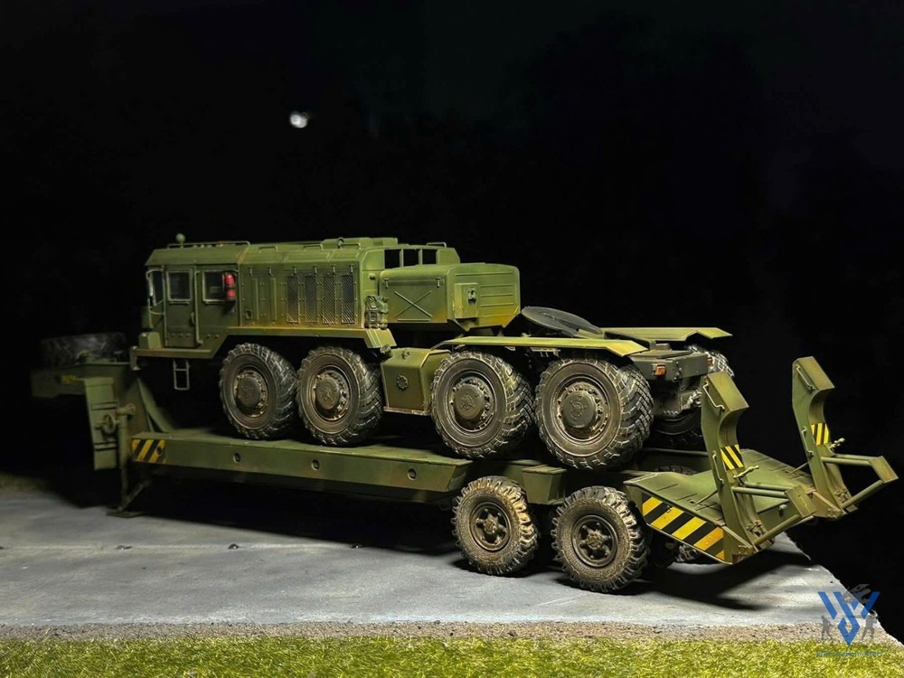 Pre-Order, KZKT-7428 & Trailer KZKT-9101 1/35 Pro-Built – Heavy Tank Transporter
