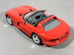1/24 Scale Nicely Built Dodge Viper V-10 Model Car Red Mopar 1/25 Sidepipes