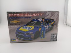 Revell 1/24 2015 Chase Elliott Napa Auto Parts Chevy SS, NASCAR, Factory Sealed
