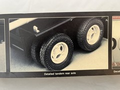 Amt/Ertl VINTAGE AMOCO Tanker Trailer 1/25 Model Kit (Sealed Part Bags) NIOB