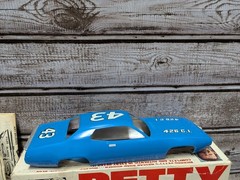 MPC Nascar Series Petty Plymouth Road Runner Model Kit Parts 1/25 Scale