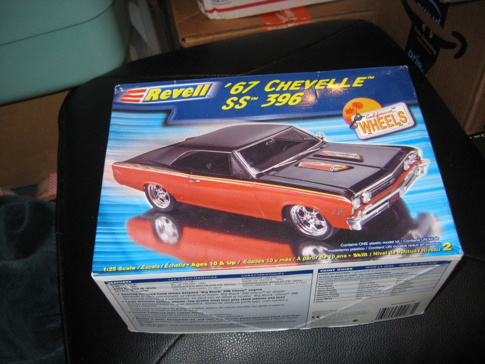 MIB 1967 Chevelle SS 396 California Wheels Series in 1/25 scale by Revell – 2004