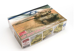 Amusing 35A032 1/35 IDF Shot Kal”Gimel”w/Battering Ram Model Kit