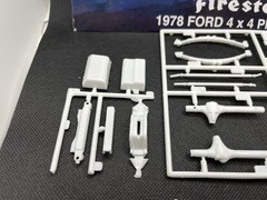 1/25 Scale Suspension Parts Lot AMT ’78 Ford Pickup Model Kit