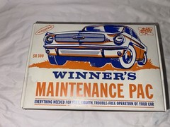 Winner’s Maintenance Pac SR 300 Automotive Care Kit – White/Orange/Blue 😎