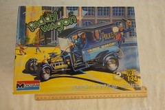 MONOGRAM:1/24 Tom Daniel “PADDY WAGON” Show Car. #4194, Factory Sealed.