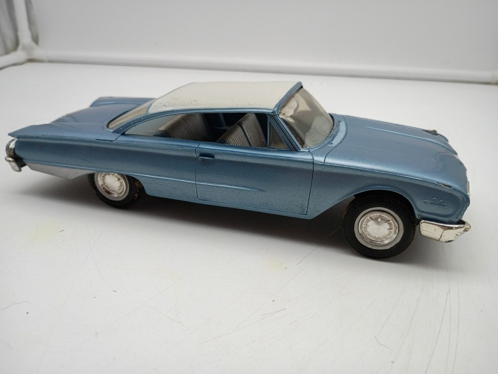 Vintage 1960 Ford Galaxie Starliner AMT Friction Promo Car Turquoise Hard Top
