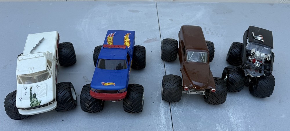 4 Vintage MONSTER TRUCK Model Truck Junk Yard Plastic Scale