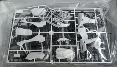Hasegawa BK19 1/12 Scale Model Motorcycle Kit Kawasaki GPZ900R A1 1984