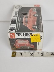 AMT 1948 FORD COUPE FACTORY SEALED SNAP KIT 1/43 SCALE ITEM #T110