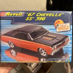Revell 67 Chevelle SS 396 Model Kit Factory Sealed 1:25