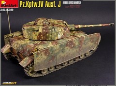 MINIART 35339 1/35 Scale Pz.Kpfw.Iv Ausf.J Nibelungenwerk.Mid Prod.Sep-Nov 1944