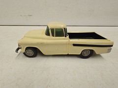 Vintage 1/25 Scale 1957 Chevrolet Cameo Pickup Truck Dealer Promo