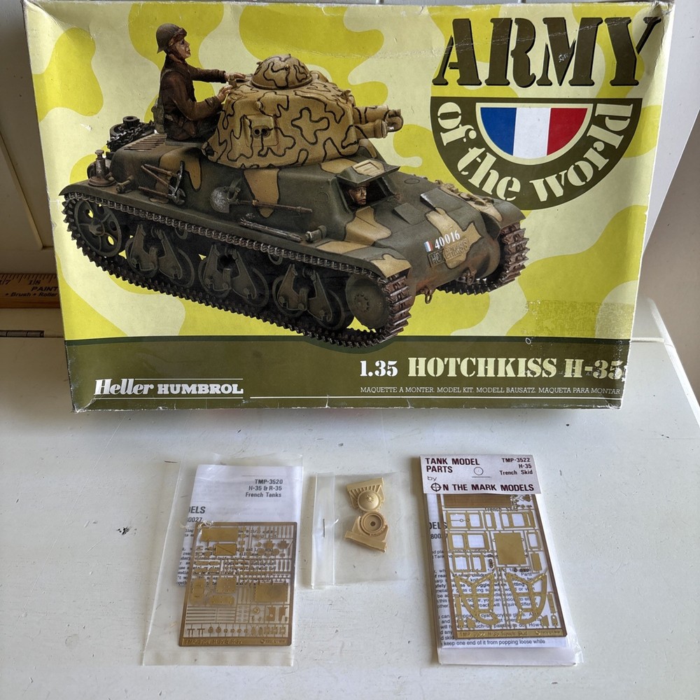 Heller Humbrol 81132 Hotchkiss H-35 Model 1:35 SEALED Part Extra Photo Etch Kits