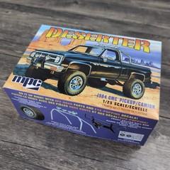 MPC Deserter 1984 GMC Off-Road Pickup 1:25 Plastic Model Kit MPC870/12 (New)
