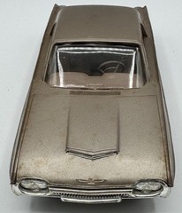 AMT 1/25, 1963 Ford T-Bird Thunderbird Dealers Promo Rose Beige,USA