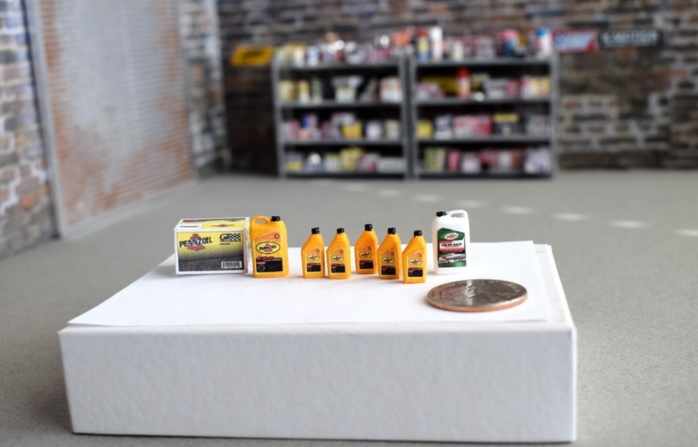 1/24; or choose 1/18  Automotive Oil products PENNZOIL  Diorama  Austin’s Garage
