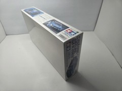2004 Vintage TAMIYA 1/24 CALSONIC SKYLINE GT−R 2003 Plastic Model Factory Sealed