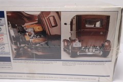 Revell 1926 26 Ford T Sedan Delivery Truck Hot Rod 1/25 Model Kit MIB Sealed