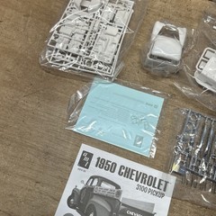 AMT 1950 Chevrolet 3100 Pickup Union 76 Service Truck 1:25 Kit #1076 Open Box