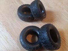 Oversized Tires, Wheels 4X4 Off Road From ’84 GMC Pickup Desert Dog 1984 1:25
