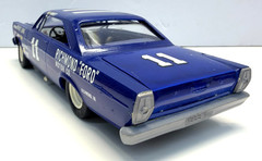 Revell 1:25 Ned Jarrett’s 1965 Ford Galaxie 500 John Klaver Pro-Built Model Kit