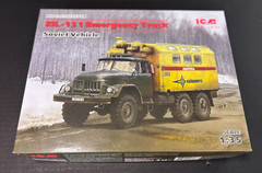 ICM 1:35 ZiL-131 Emergency Truck – Soviet 6×6 Workshop w/ Crane – #35518 – NEW