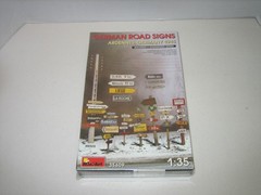 MiniArt 1/35 35609 German Road Signs Ardennes Germany 1945 plastic model kit