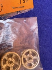 VINTAGE MDC INDY 500 THD AXLE WHEELS 321 MODEL RACING CAR PARTS 5-40
