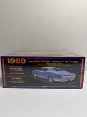 AMT 1969 Ford Torino Cobra Fastback 1:25 Scale Plastic Model Car Kit 1217