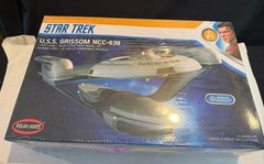 Polar Lights 1/350 USS Grissom Star Trek Plastic Model Kit POL991
