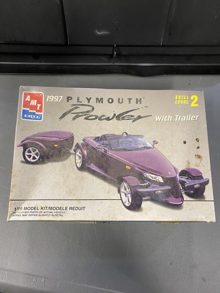 1997 PLYMOUTH PROWLER WITH TRAILER 1/25 AMT / ERTL OPEN BOX – Brand new