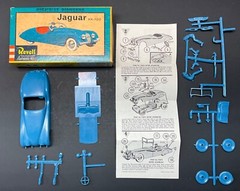 Revell 1:32 Jaguar XK-120 Vintage Model Car Kit H-56-79, Complete