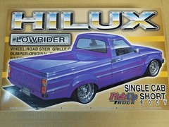 Aoshima HILUX LOWRIDER Single Cab Short Body Pick Up Truck 1/24 Model Kit Japan