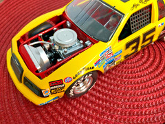 MONOGRAM 1/24 EARLY 85 QUINCY’S AK T-BIRD STOCK CAR FACTORY BUILT BOX ART MODEL