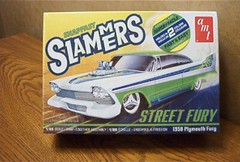 AMT SNAP-IT SLAMMERS 1958 PLYMOUTH FURY MODEL KIT #1226 1/25 SCALE