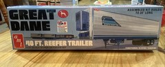 NEW AMT1249 Skill 3 Model Kit Great Dane 40 Ft. Reefer Refrigerated Trailer 1/25