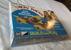 1:25 Wacky Races: Mean Machine Figures Snap MPC Model Kit Dick Dastardly Muttley
